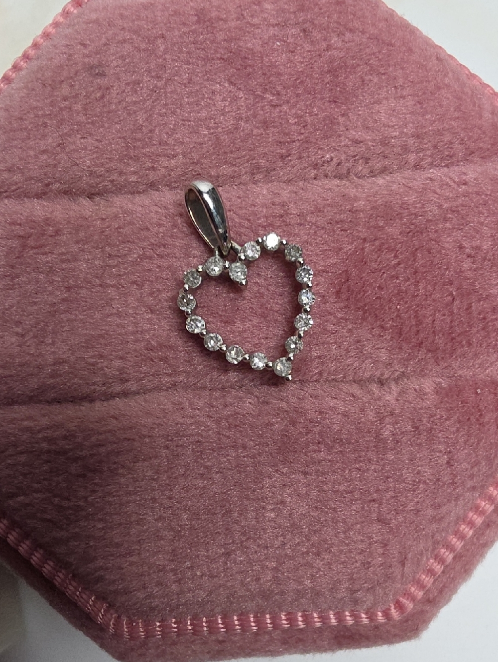 14K White Gold Natural Diamond Heart Pendant